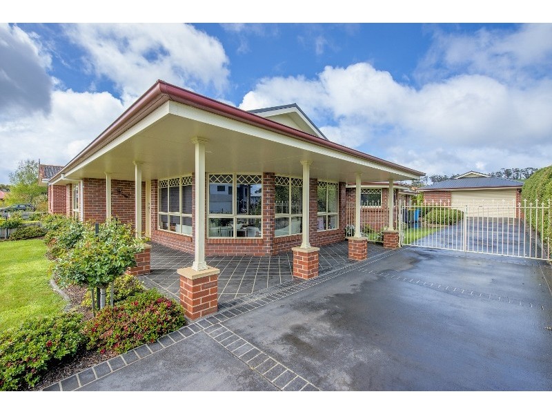 19 Panorama Crescent, Cooee TAS 7320