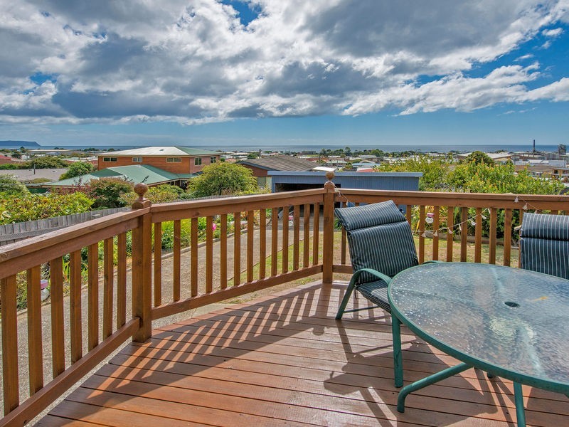 15 Pelissier Street, Somerset TAS 7322