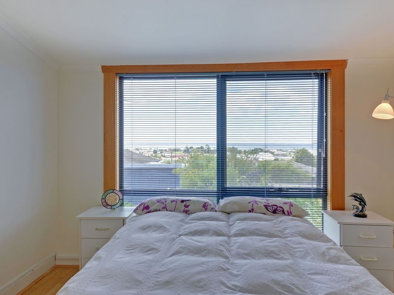 15 Pelissier Street, Somerset TAS 7322