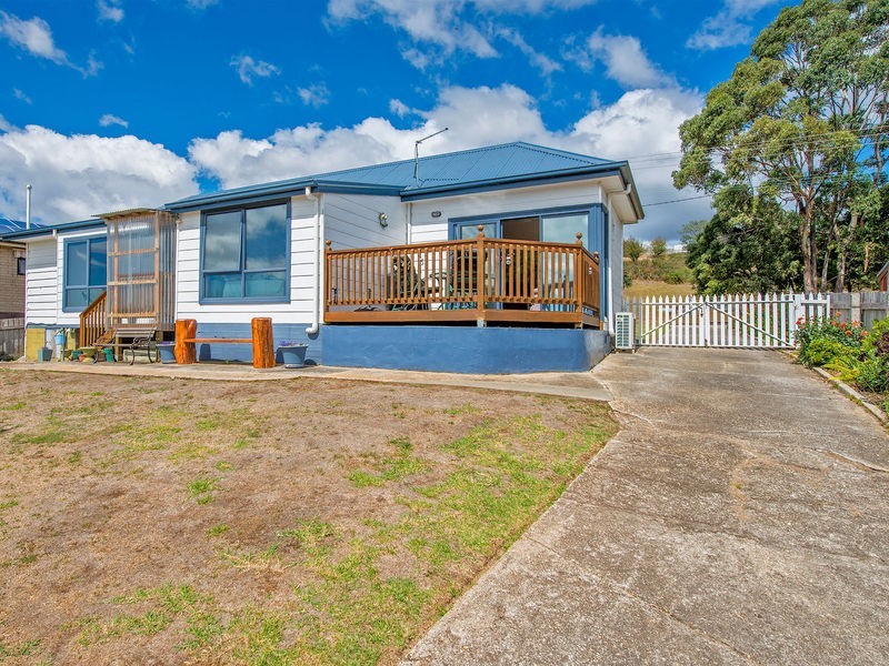 15 Pelissier Street, Somerset TAS 7322