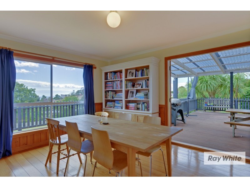 34 South Road, Penguin TAS 7316