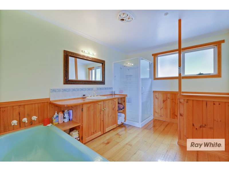 34 South Road, Penguin TAS 7316