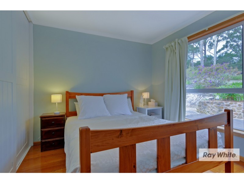 34 South Road, Penguin TAS 7316