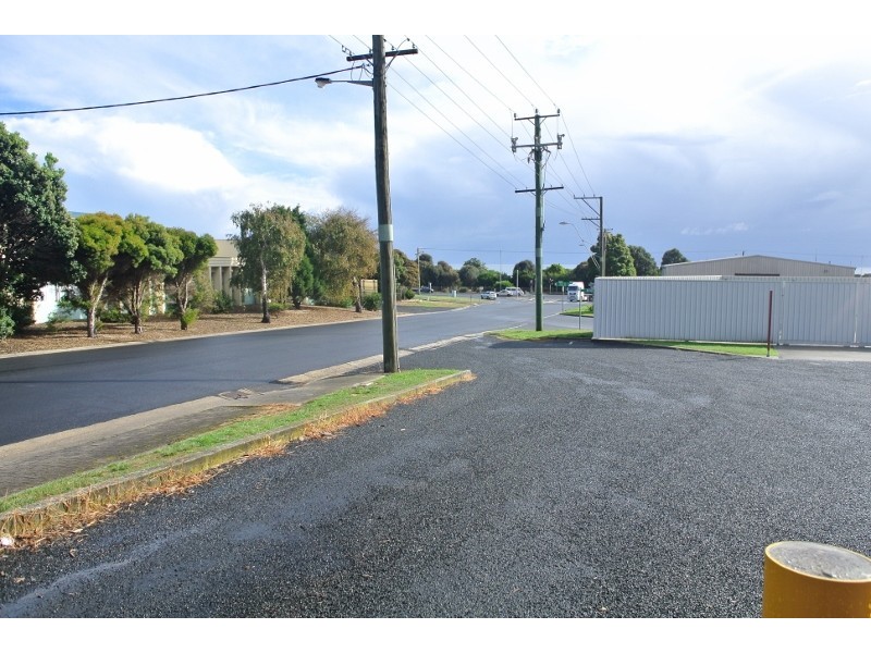 3a East Cam Road, Camdale TAS 7320