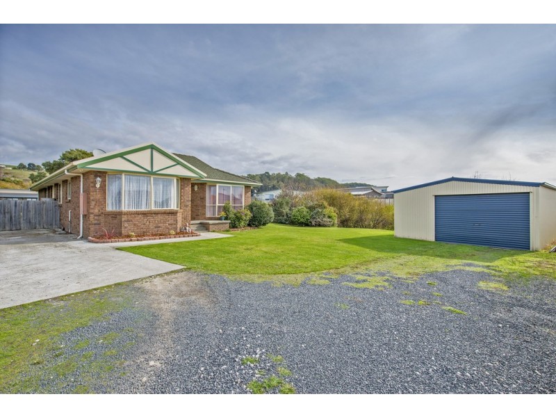 26 Seabreeze Avenue, Sulphur Creek TAS 7316