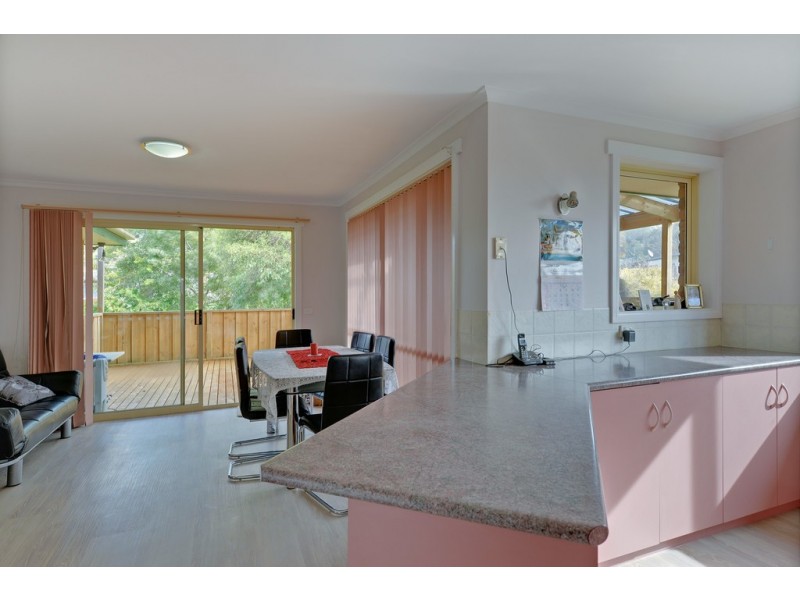 26 Seabreeze Avenue, Sulphur Creek TAS 7316