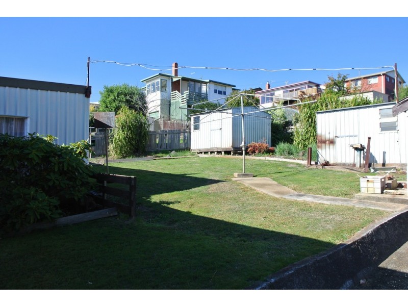 33 Ironcliffe Road, Penguin TAS 7316