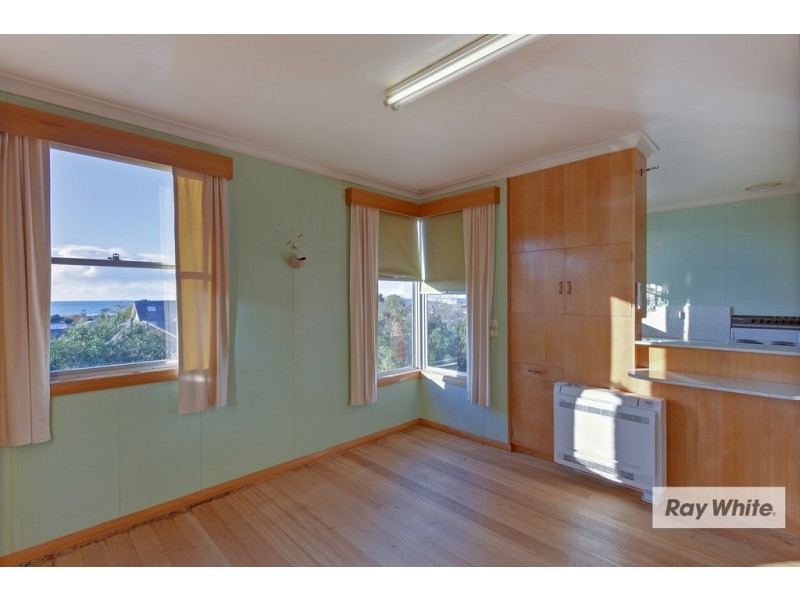 56 Raglan Street, Somerset TAS 7322