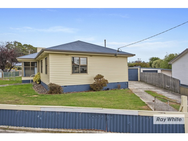 75 Simpson Street, Somerset TAS 7322
