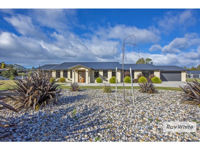 6 Knights Road, West Ulverstone TAS 7315