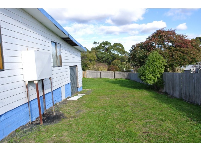 16 Cardigan Street, Somerset TAS 7322