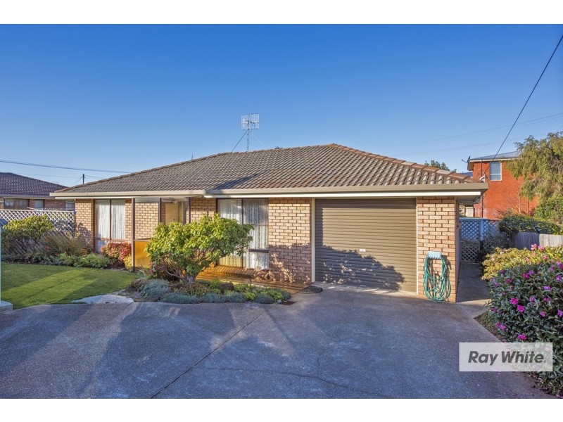 2/3 Turnbull Avenue, Upper Burnie TAS 7320