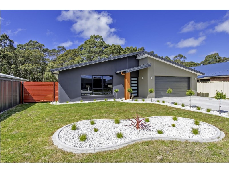 54 Katelyn Drive, Wynyard TAS 7325