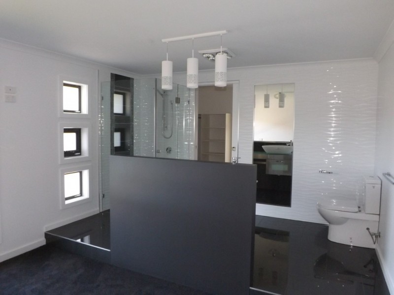 3/9 Platinum Drive, Park Grove TAS 7320