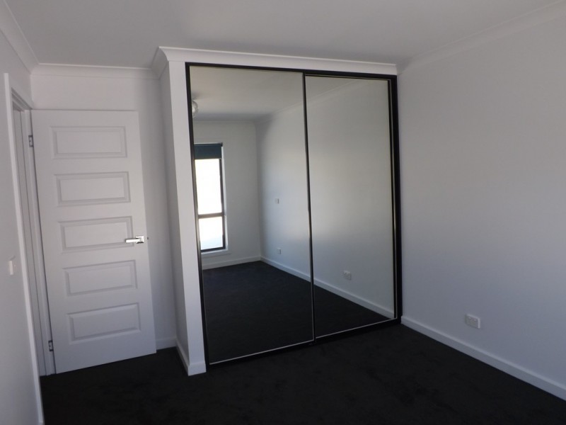 2/9 Platinum Drive, Park Grove TAS 7320