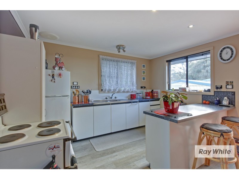 5 Oak Avenue, Somerset TAS 7322