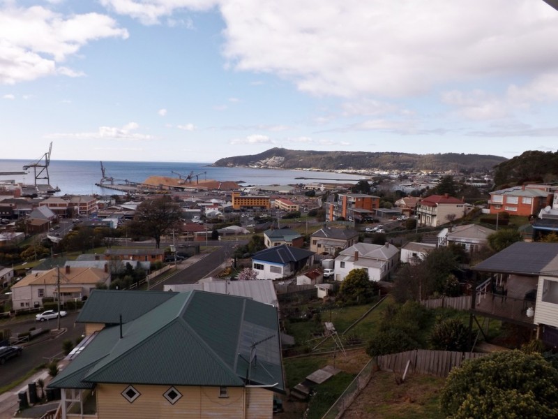2 Pleasant Street, Burnie TAS 7320