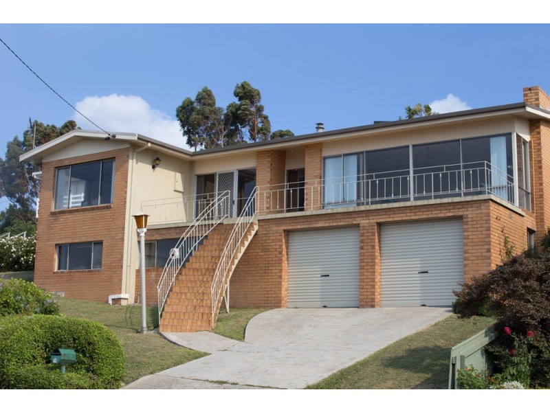 14 Alma Place, Ocean Vista TAS 7320