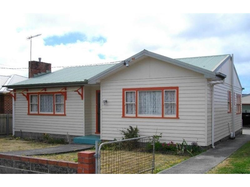 3 Crisp Street, Cooee TAS 7320