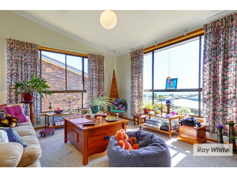 9/60 Lyons Street, Somerset TAS 7322