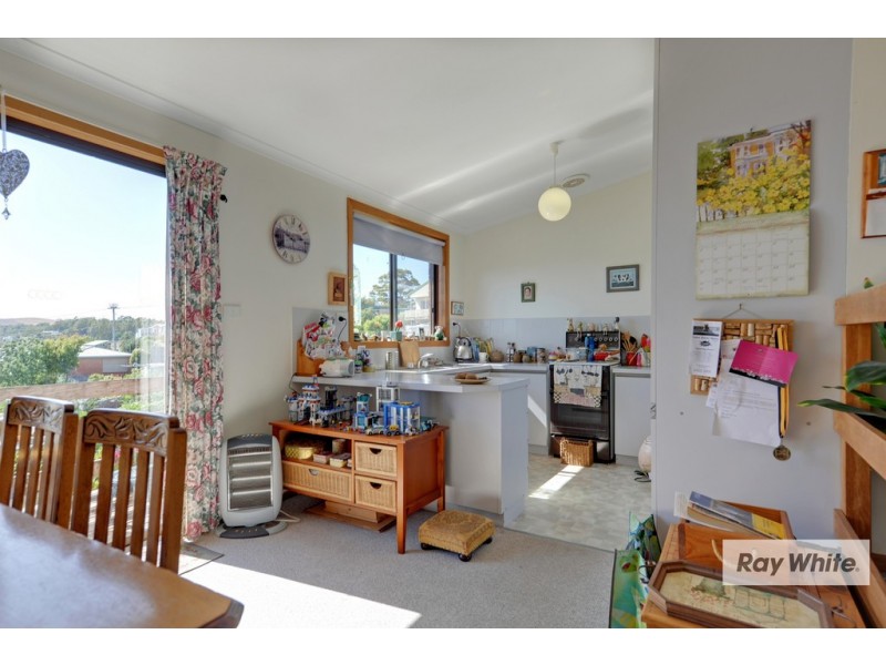 9/60 Lyons Street, Somerset TAS 7322