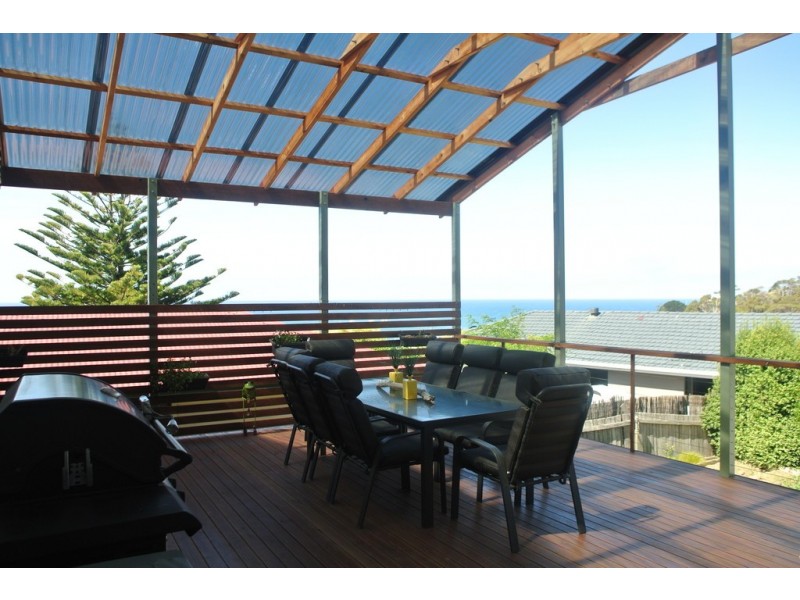 15 Malunna Crescent, Parklands TAS 7320