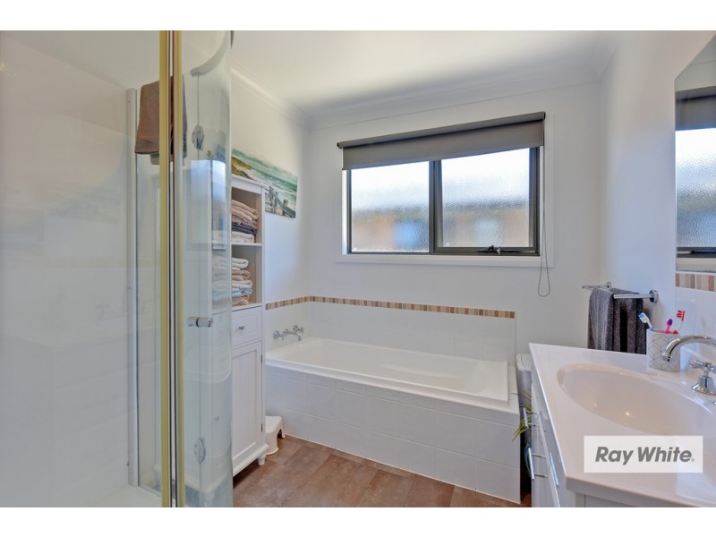 8 Sandy Crescent, Wynyard TAS 7325