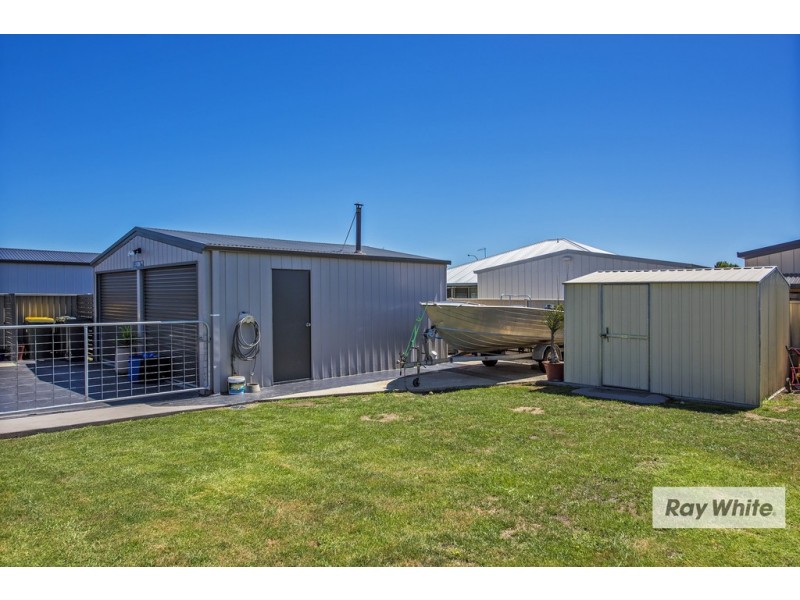 8 Sandy Crescent, Wynyard TAS 7325