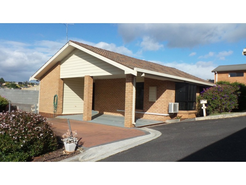 4/36 West Park Grove, Park Grove TAS 7320