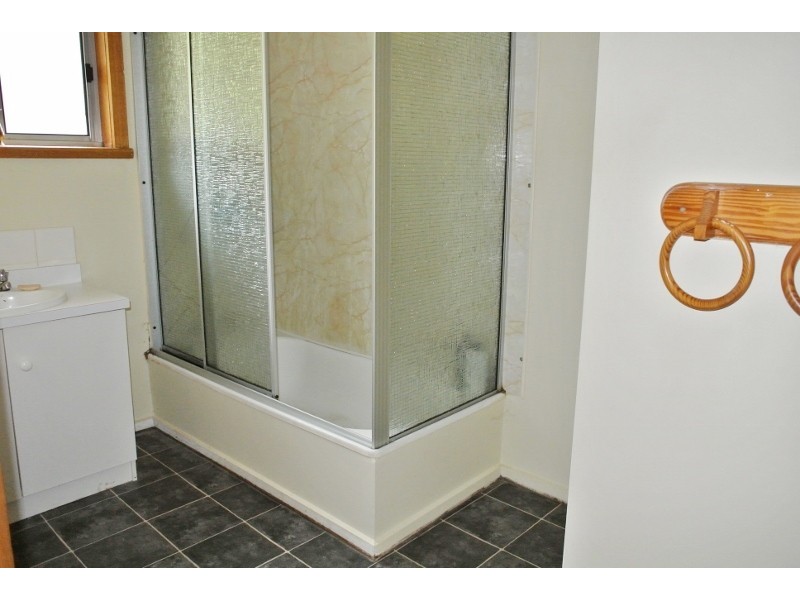 96 Simpson Street, Somerset TAS 7322