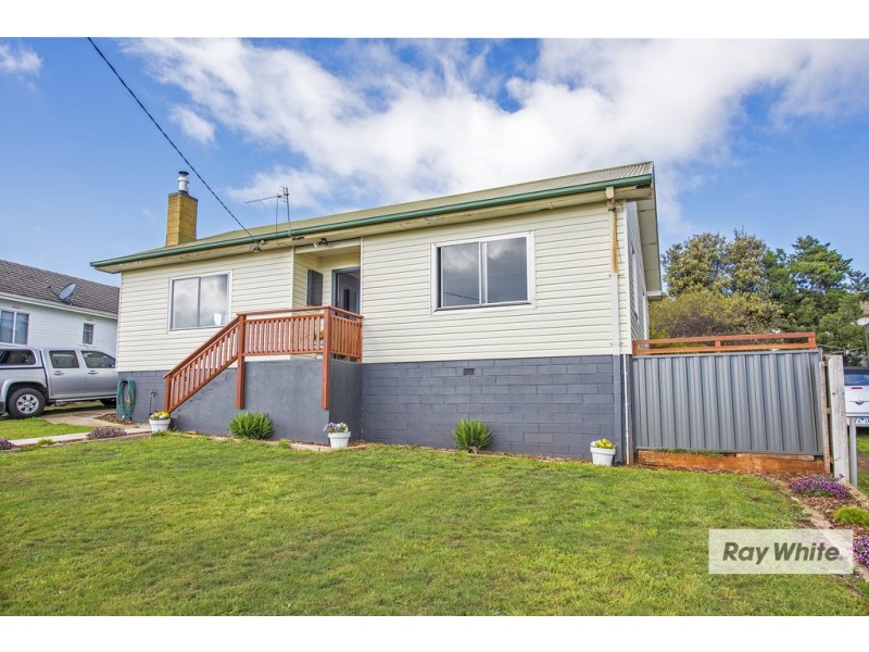 7 Verelle Street, Hillcrest TAS 7320