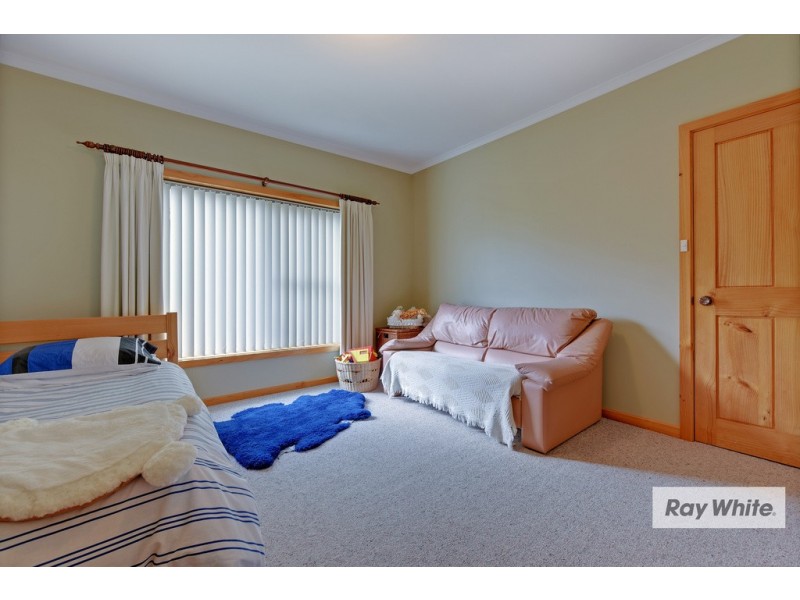 52 Raglan Street, Somerset TAS 7322