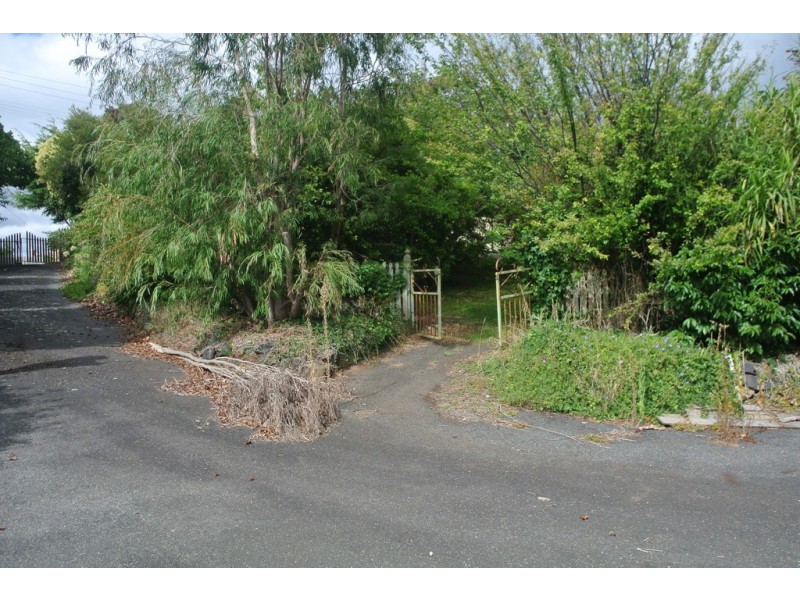 12 Richardson Crescent, Park Grove TAS 7320