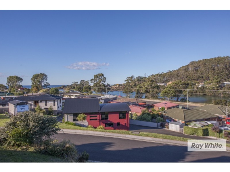 1a Wragg Street, Somerset TAS 7322
