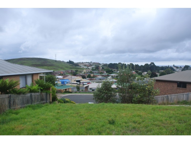 7 Cedar Place, Romaine TAS 7320