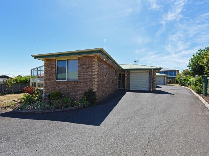 1/79 Brickport Road, Park Grove TAS 7320