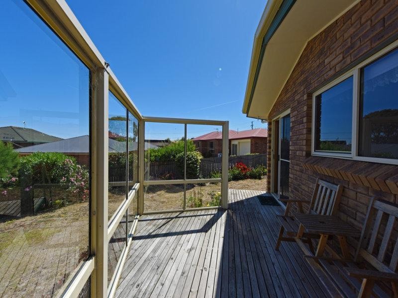 1/79 Brickport Road, Park Grove TAS 7320