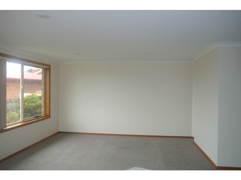 1/79 Brickport Road, Park Grove TAS 7320