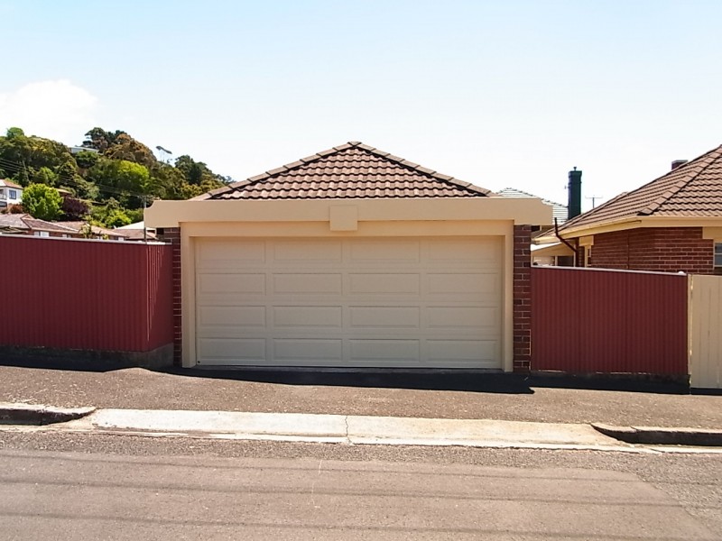 7 Bass Highway, Parklands TAS 7320