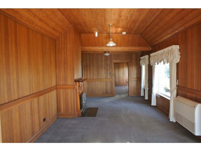 18 Scarfe Street, Camdale TAS 7320