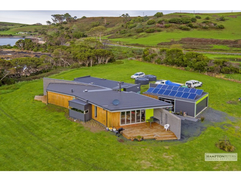 408 Penguin Road, West Ulverstone TAS 7315