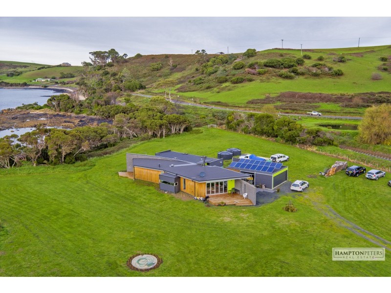 408 Penguin Road, West Ulverstone TAS 7315