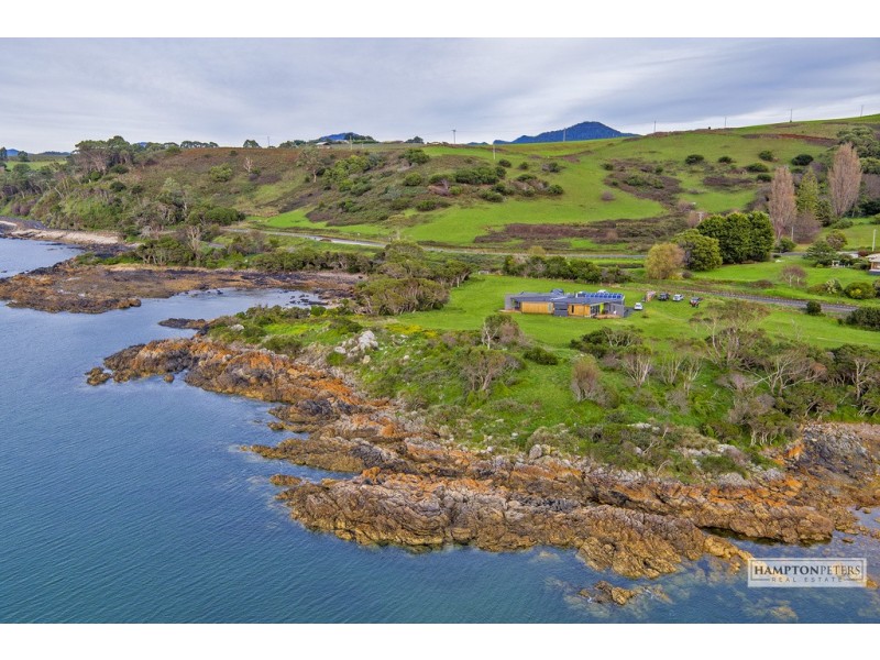 408 Penguin Road, West Ulverstone TAS 7315