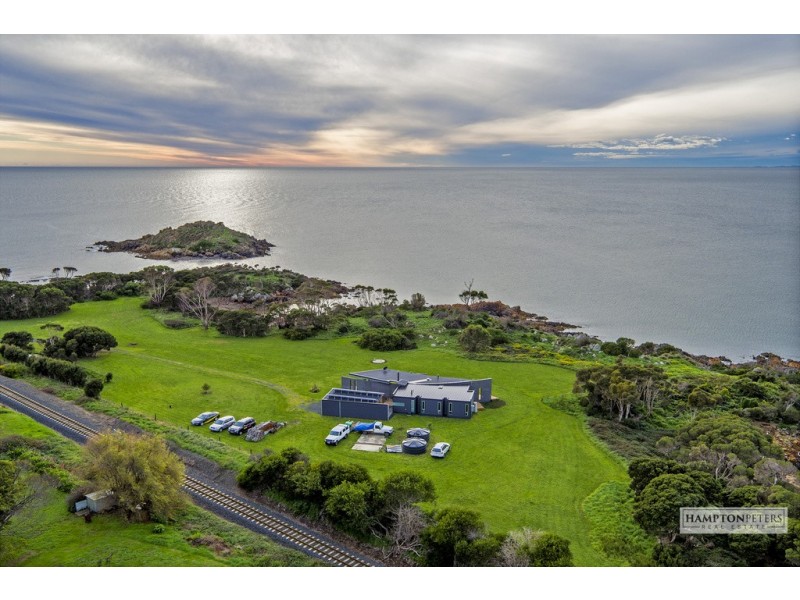 408 Penguin Road, West Ulverstone TAS 7315