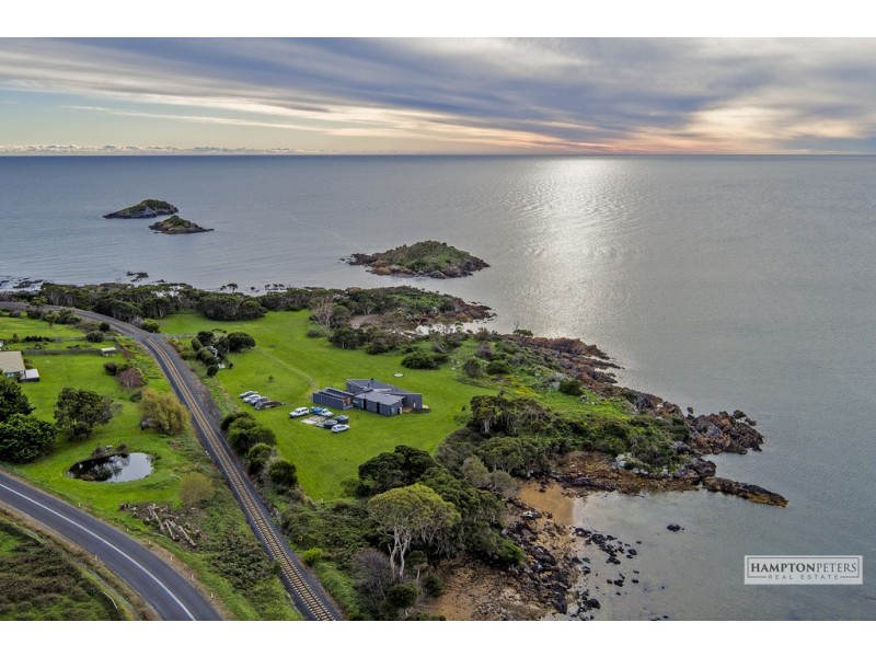 408 Penguin Road, West Ulverstone TAS 7315