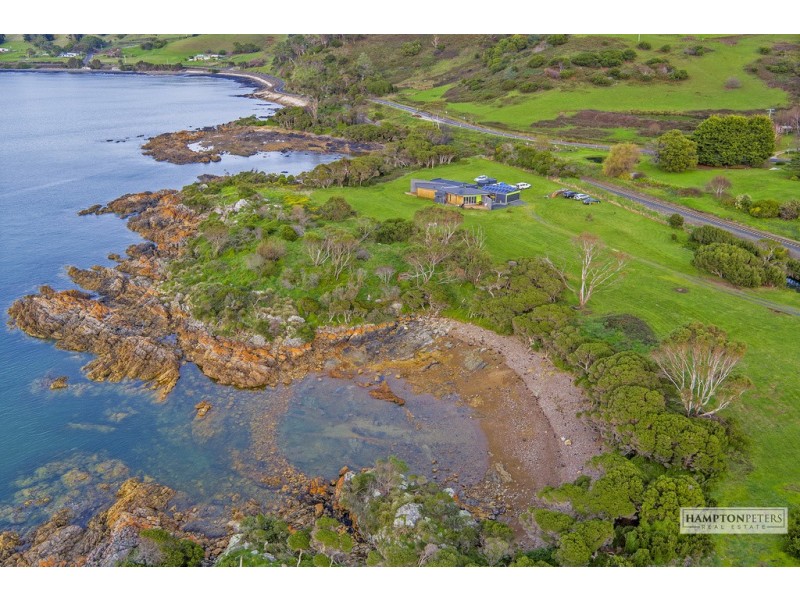 408 Penguin Road, West Ulverstone TAS 7315