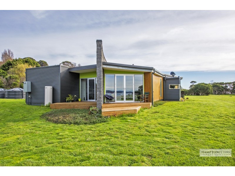 408 Penguin Road, West Ulverstone TAS 7315