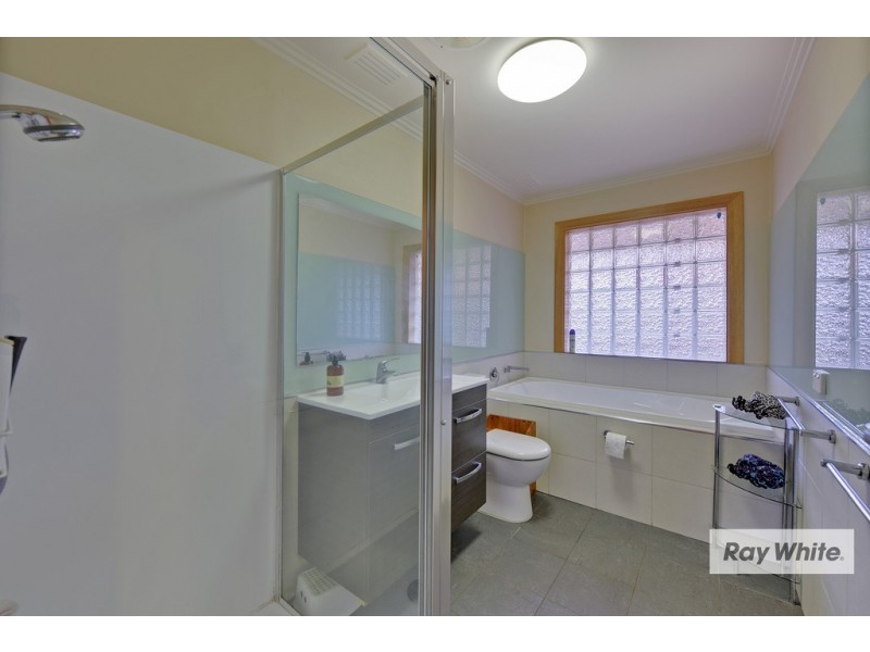 42 Curraghmore Avenue, Park Grove TAS 7320