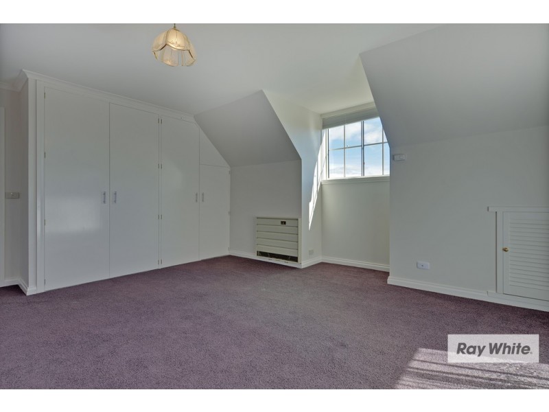 14 Hillfarm Drive, Park Grove TAS 7320