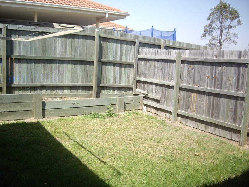 2/77 Cottontree Drive, Narangba QLD 4504